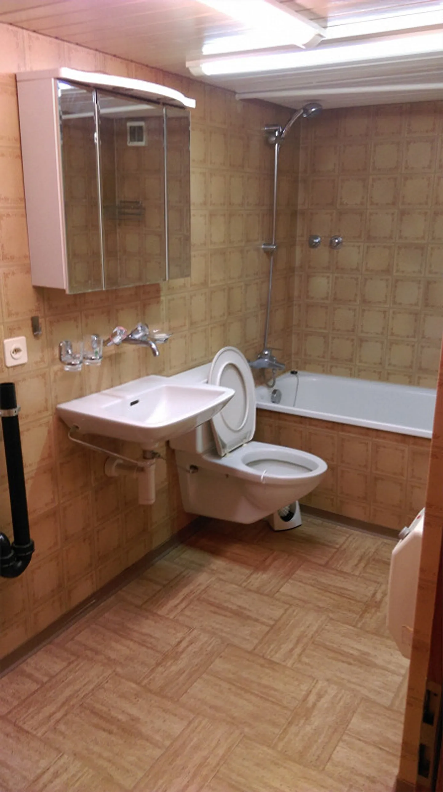 Appartement 2.5 pièces confortable - Photo 6 sur 7