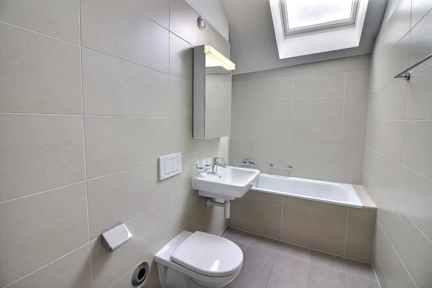 Obergeschoss 3,5 Zimmer - Foto 4 von 9