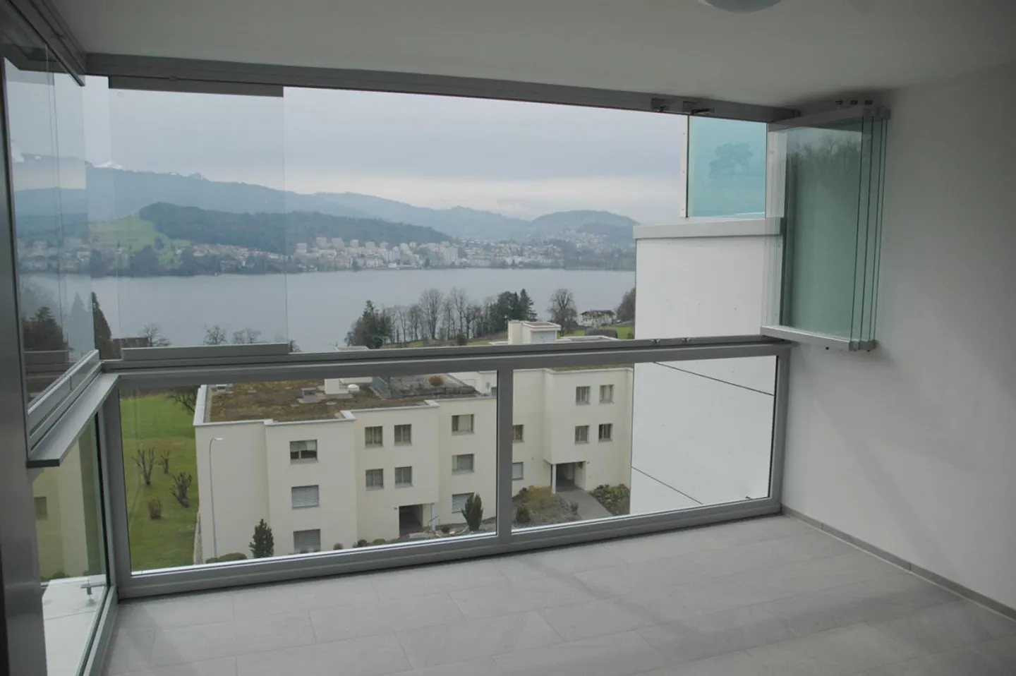 Wunderschöne Wohnung mit Seeblick - Foto 6 von 12