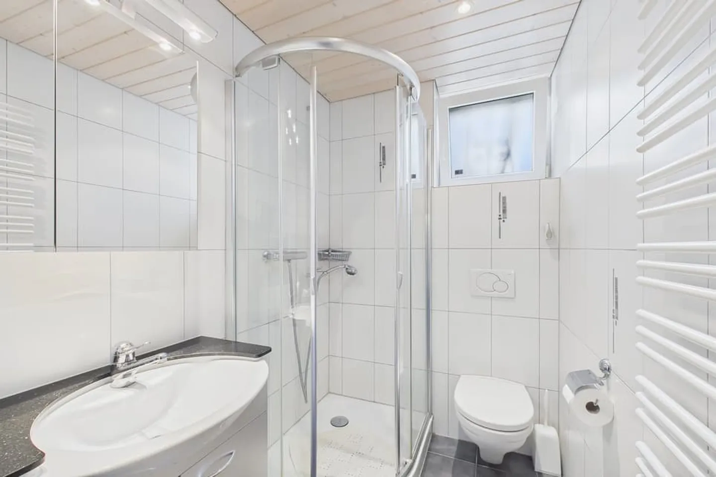 Viel Platz für Familien, Wohngemeinschaften und Haustiere - willkommen in Kerzer - Foto 12 von 13