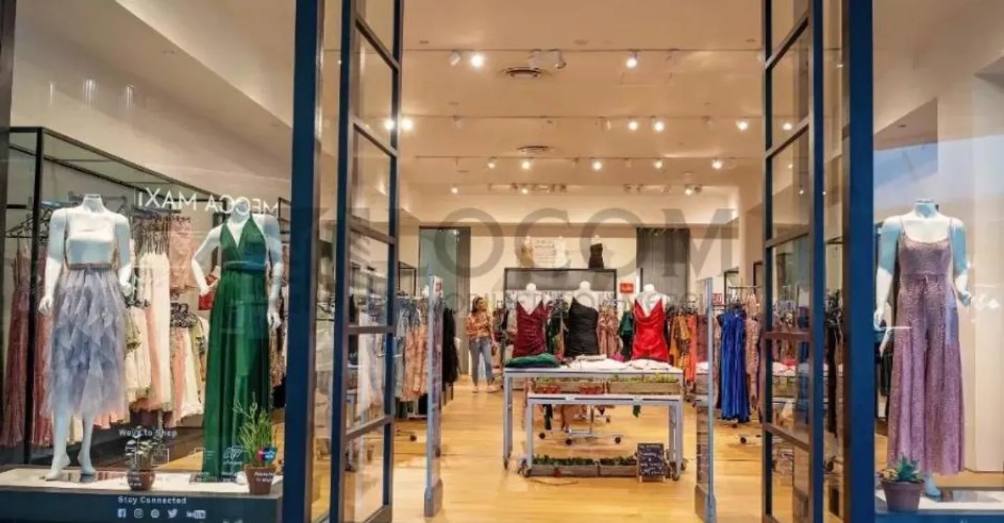 Very beautiful business in Carouge - Photo 2 of 4