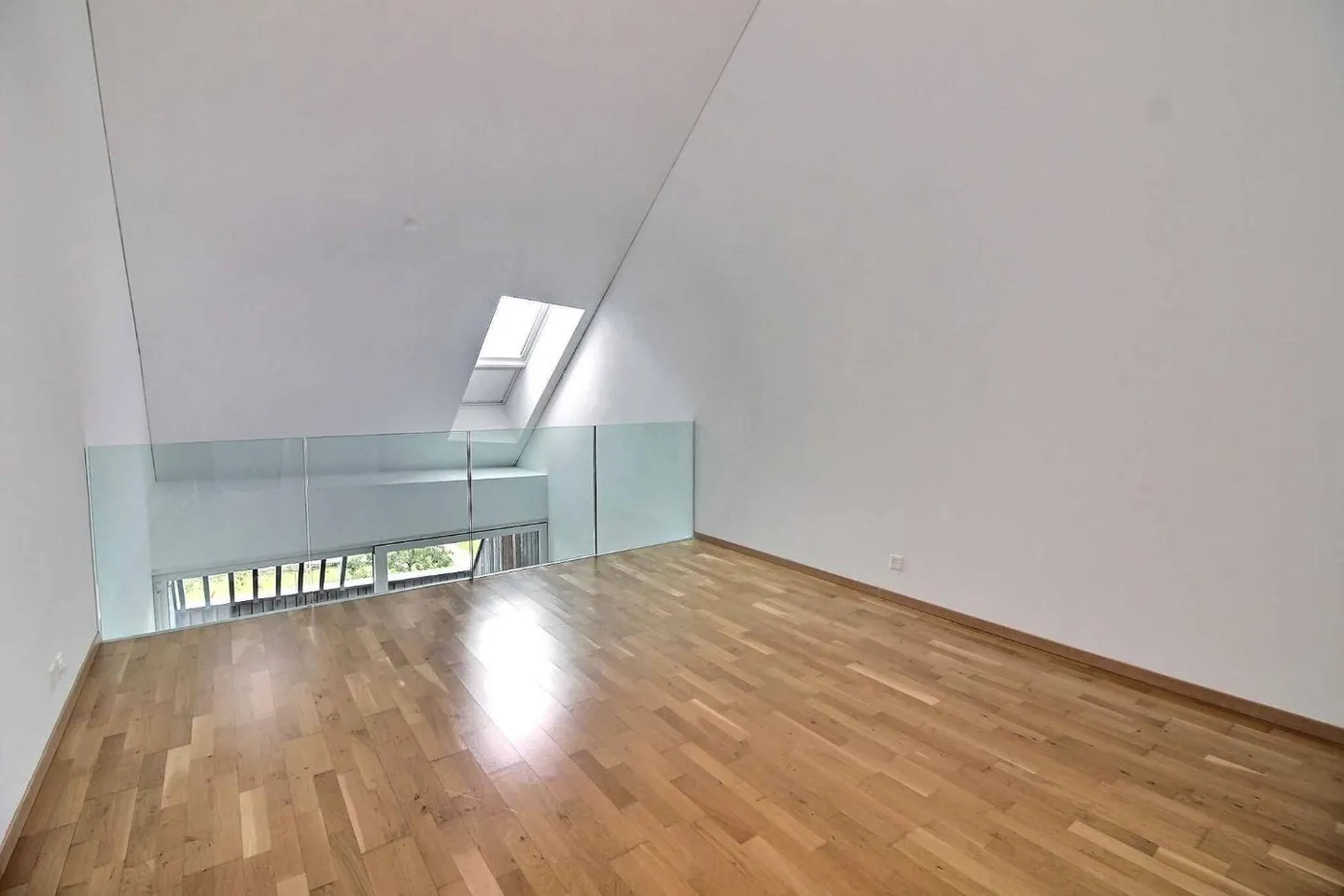 Obergeschoss 3,5 Zimmer - Foto 7 von 9