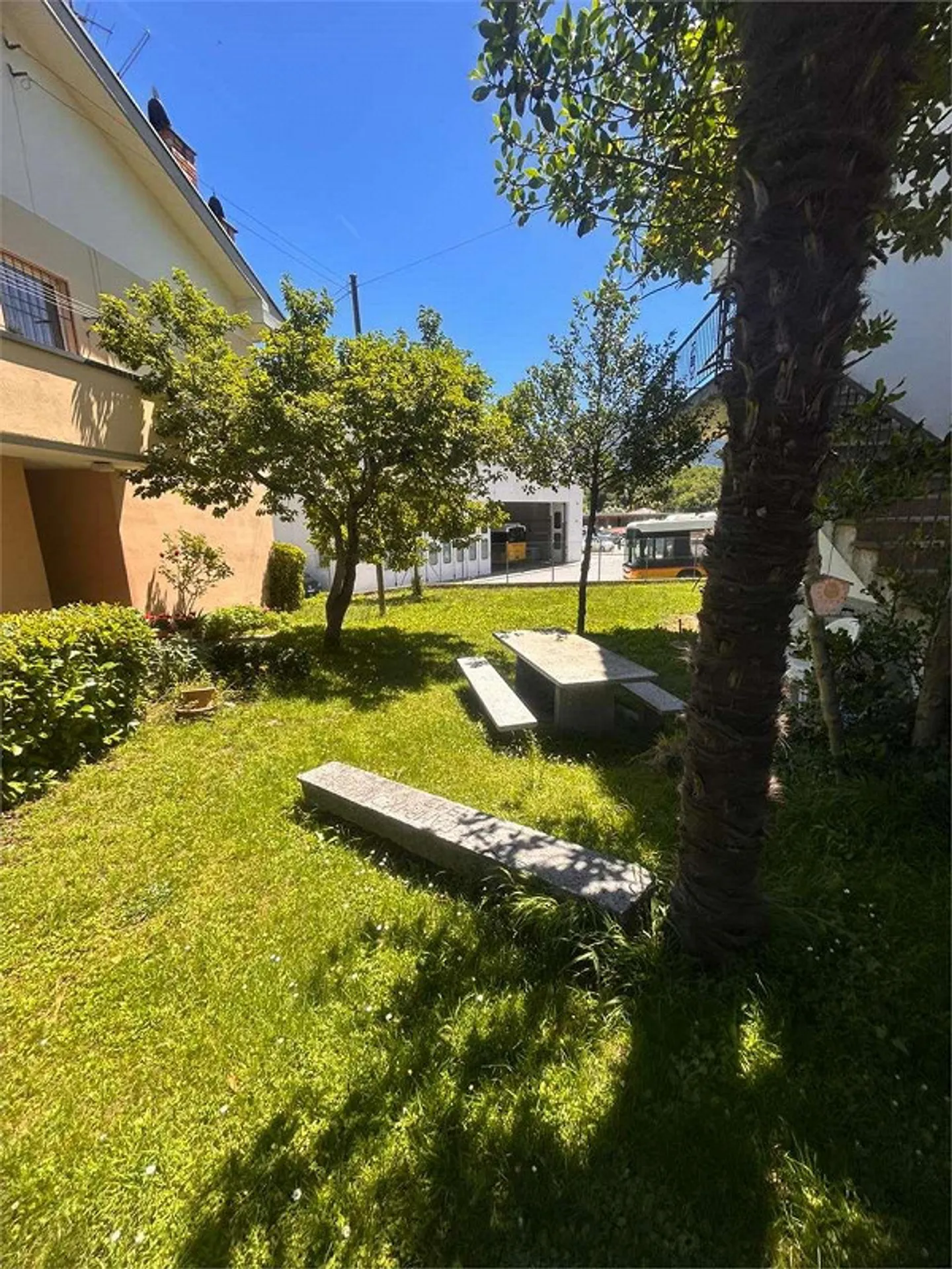 Appartamento Familiare Spazioso - Foto 3 di 13