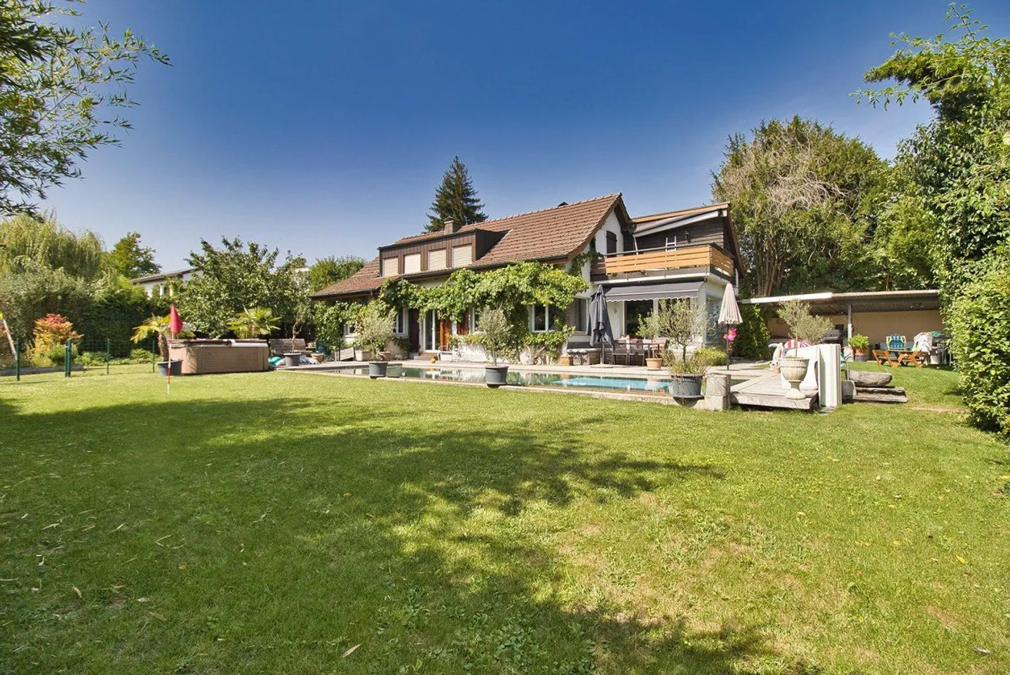 Posizione da sogno / Paradiso del giardino e della piscina / Vicino all'Aare - Foto 7 di 17