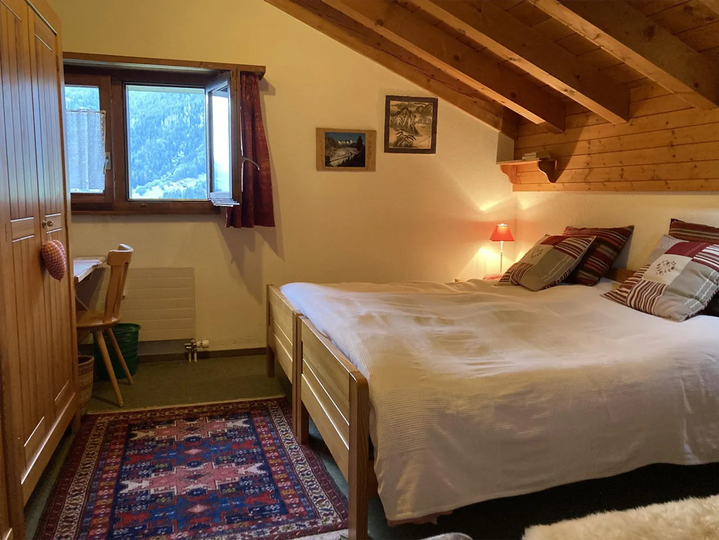 Sonniger 3.5 Duplex mit atemberaubender Aussicht - Foto 7 von 12