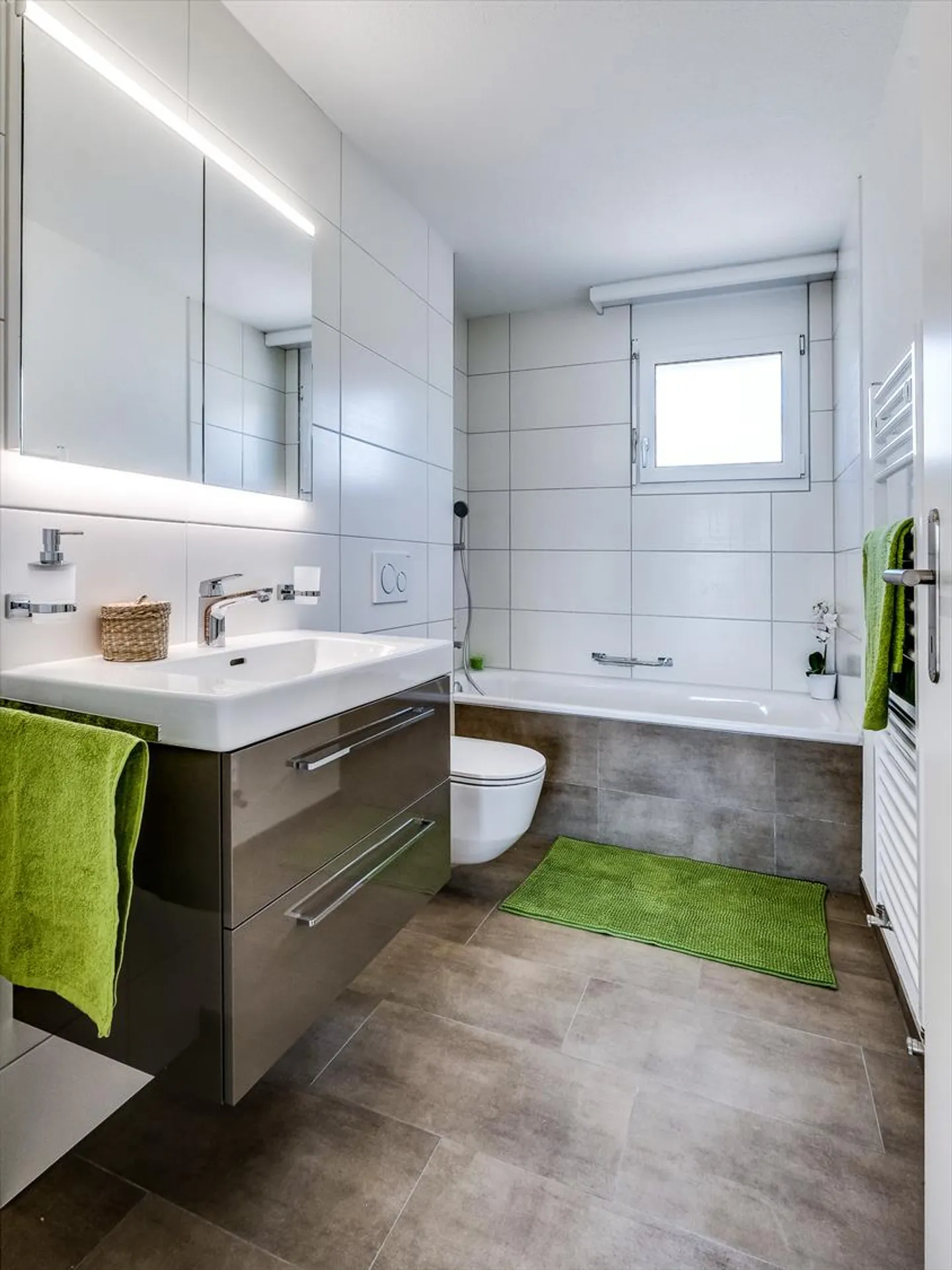 Grosszügiges Zuhause! - Foto 5 von 6