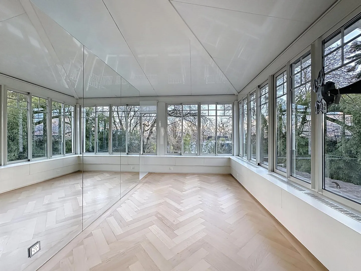 Charmante individuelle Familienvilla im Herzen des Dorfes Vandoeuvres - Foto 6 von 13