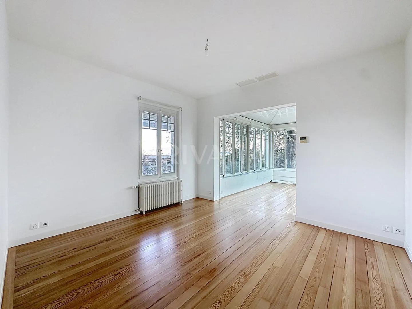 Charmante individuelle Familienvilla im Herzen des Dorfes Vandoeuvres - Foto 8 von 13