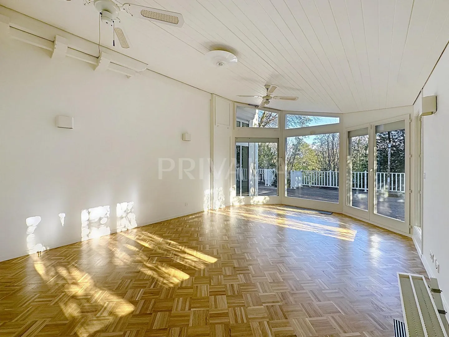 Charmante individuelle Familienvilla im Herzen des Dorfes Vandoeuvres - Foto 13 von 13