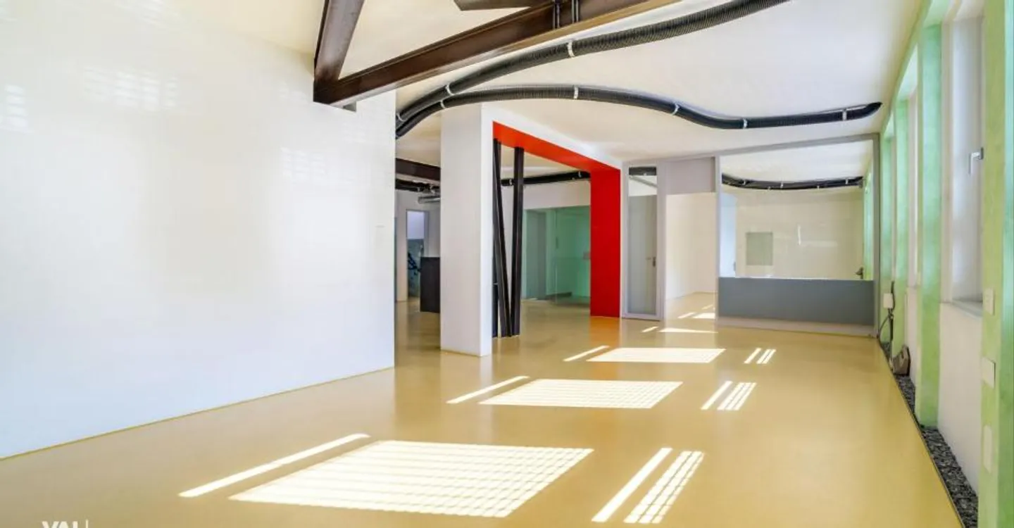 Spazio ufficio in una posizione centrale - Foto 3 di 12