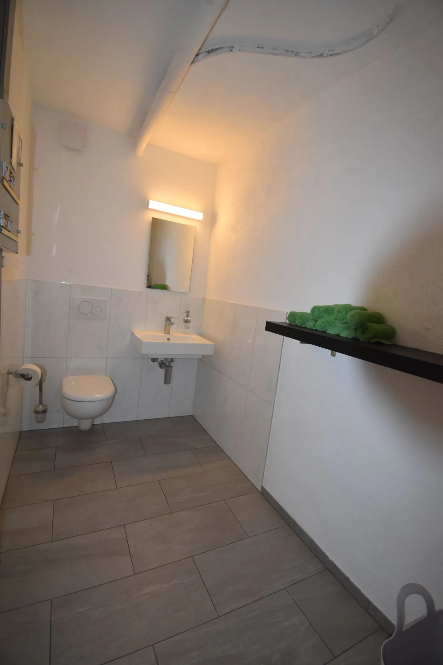 Edificio residenziale e commerciale in posizione centrale - Foto 15 di 17