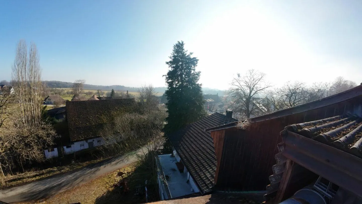 Perfect plot for multi-family house - 1,875 m² village zone 2 - Photo 5 of 18