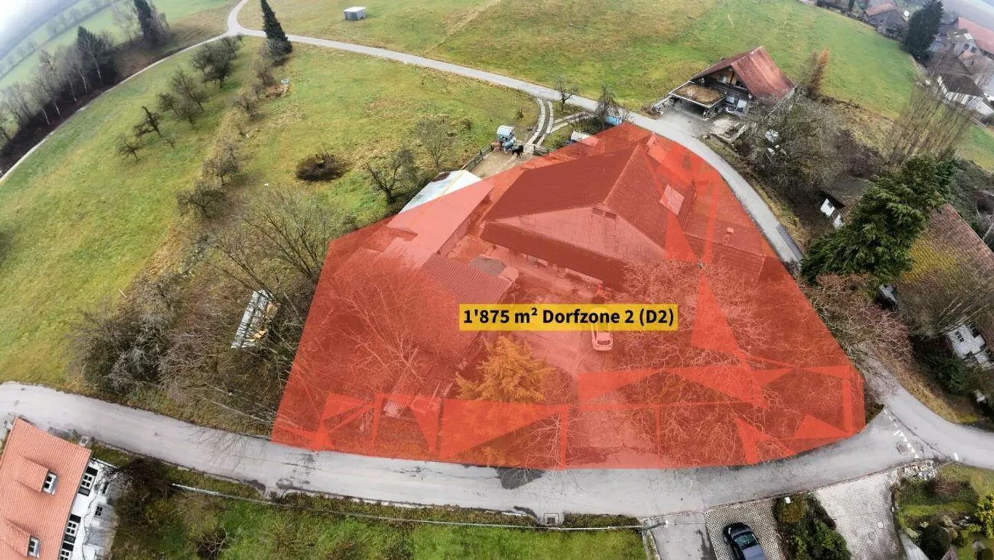 Perfect plot for multi-family house - 1,875 m² village zone 2 - Photo 10 of 18