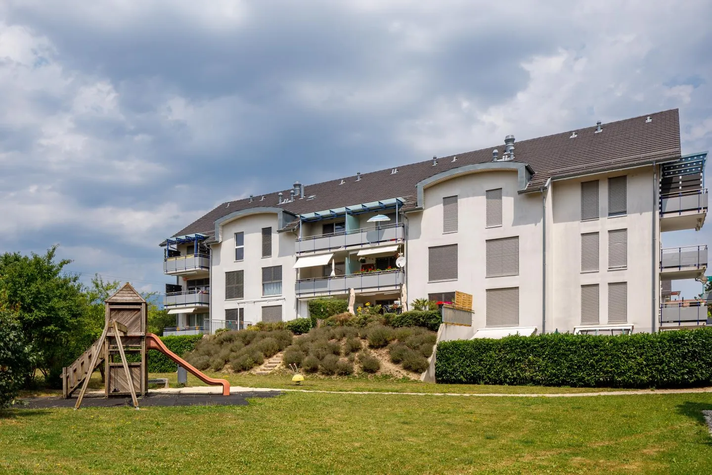 3.5 Room Apartment - Photo 1 of 6