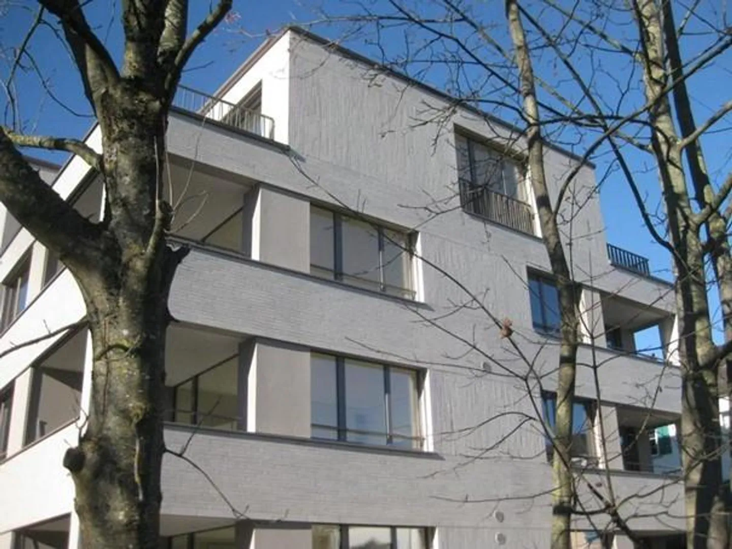 Very sunny penthouse apartment near Sihlcity and green zone - Photo 3 of 19