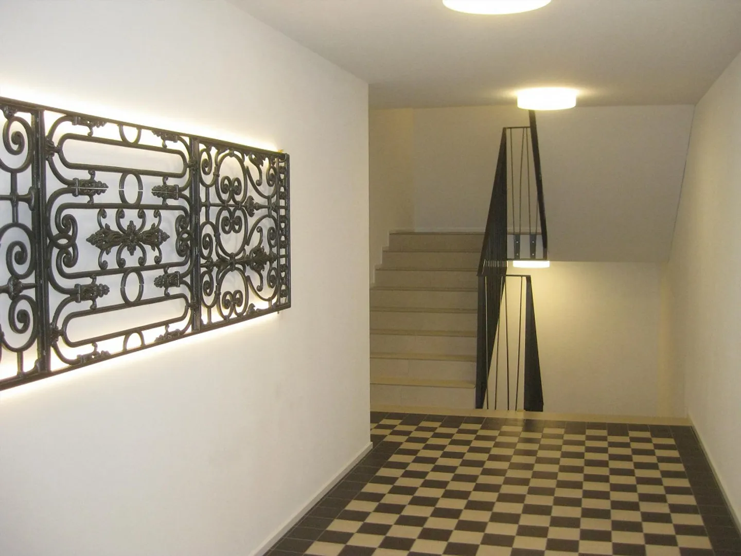 Very sunny penthouse apartment near Sihlcity and green zone - Photo 4 of 19