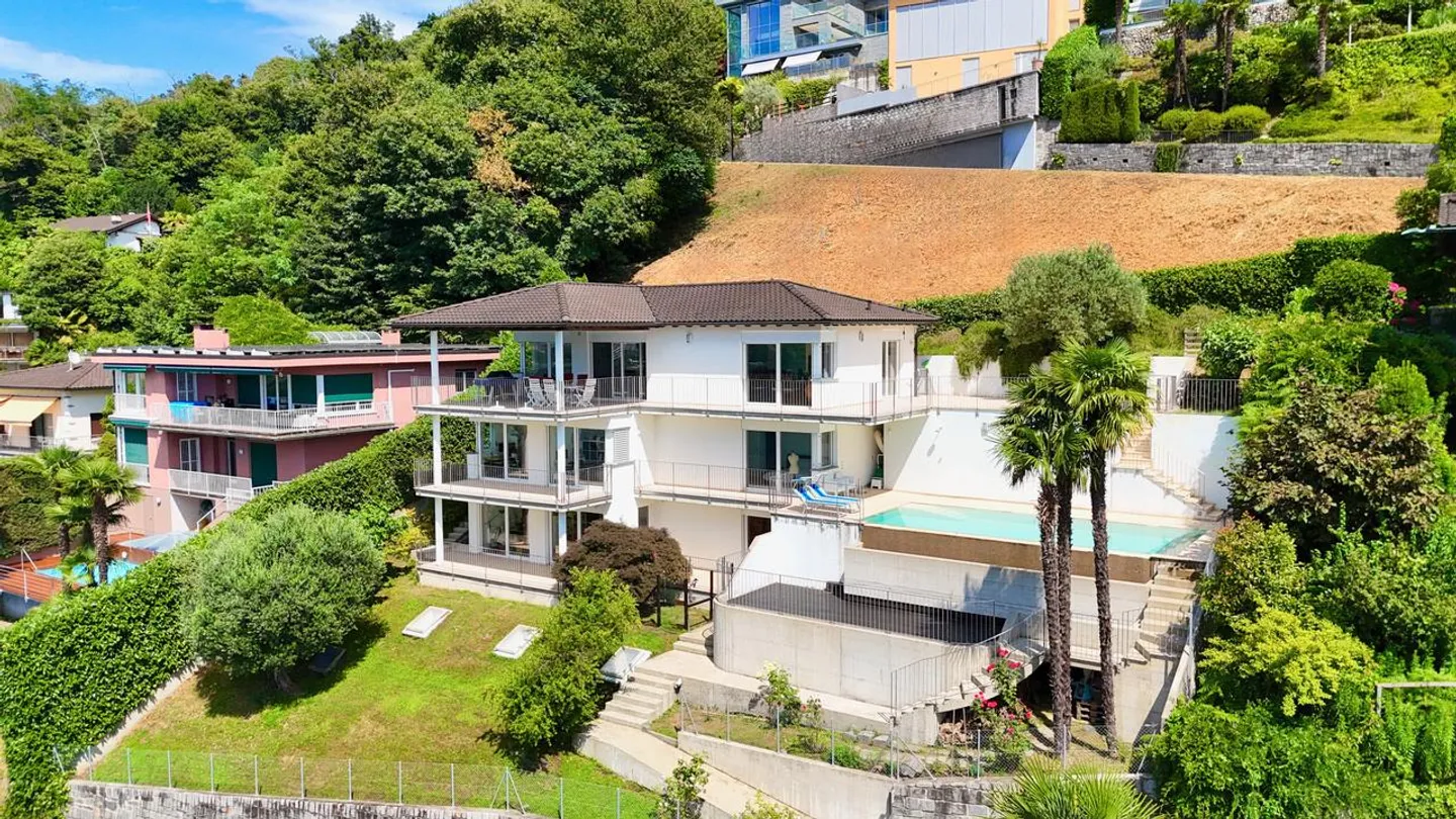 Luxusvilla mit Seeblick - Foto 4 von 26