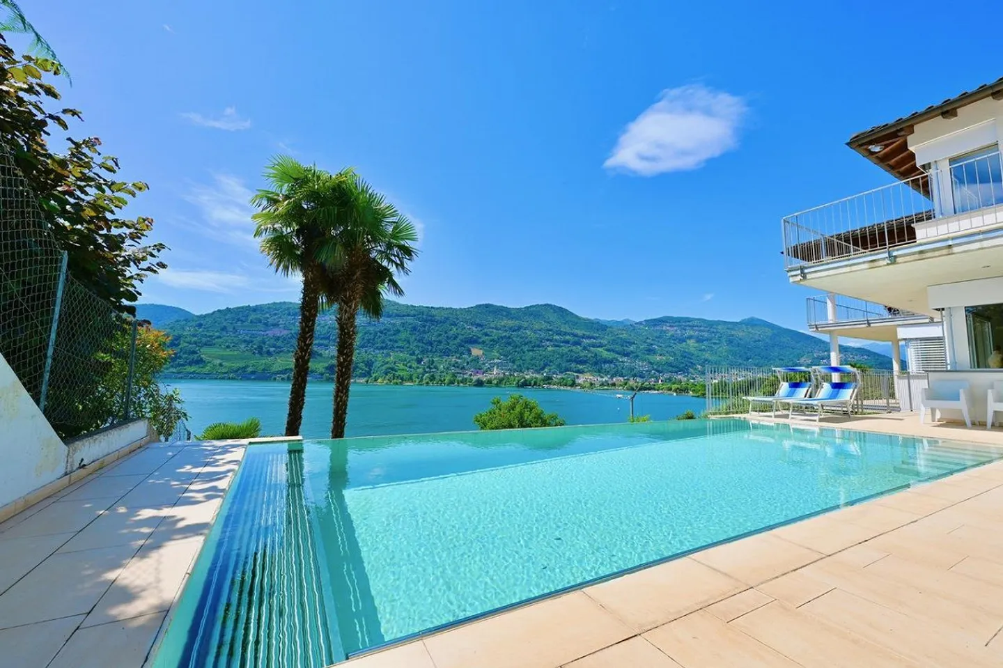 Luxusvilla mit Seeblick - Foto 6 von 26