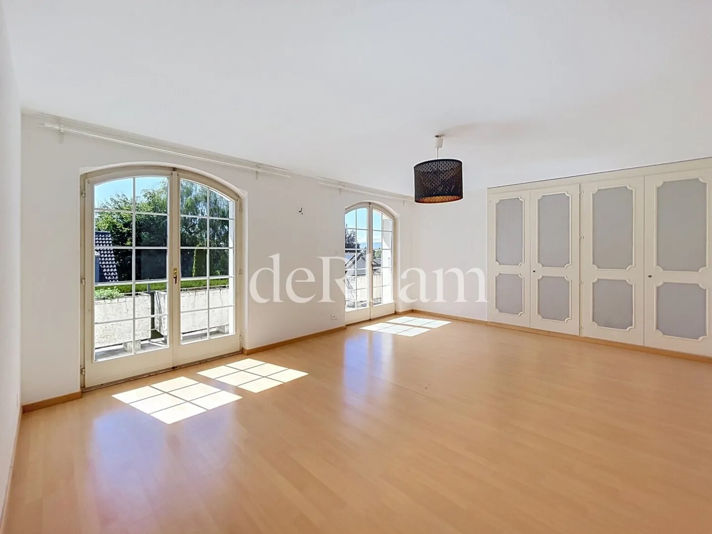 Bellissimo appartamento duplex di 7 stanze con giardino privato! - Foto 4 di 10