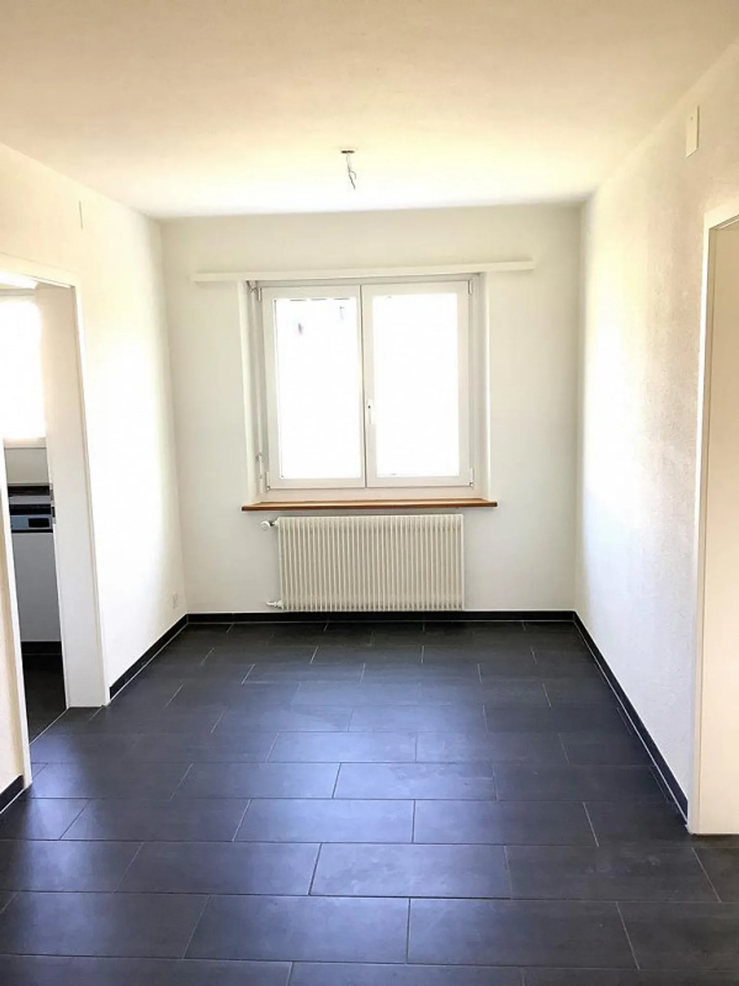 Appartement confortable de 3,5 pièces dans la verdure - Photo 5 sur 8