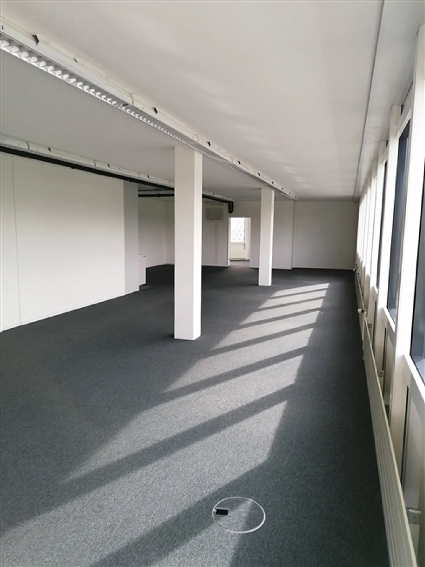 Modern Office Space in Obfelden - Newly Renovated - Photo 3 of 8