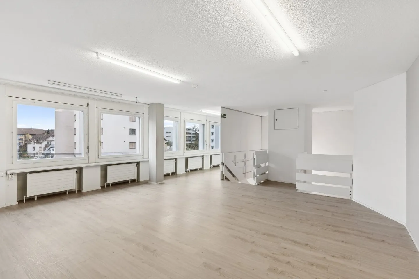 Ladenlokal / Büro-, Praxis- oder Schulungsräume zu vermieten - Foto 6 von 7