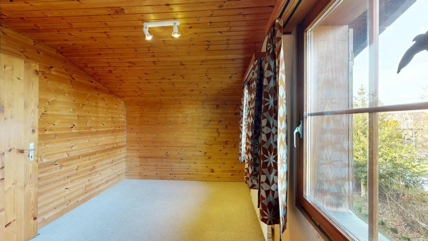 6.0 Room Single Family Home / Building Land in Prime Location - Photo 9 of 17