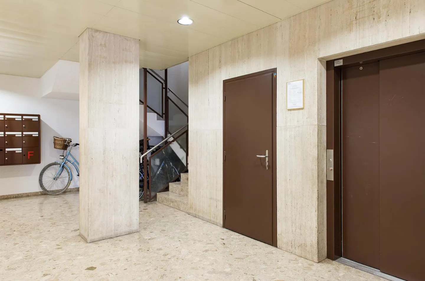 Appartamento 4.5 stanze - Foto 2 di 3