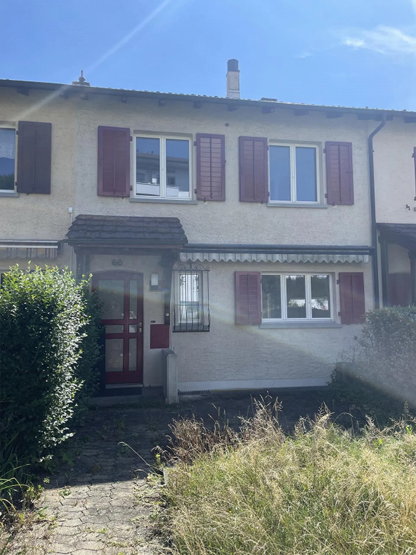 Casa a schiera accogliente con giardino anteriore a Neuhausen am Rheinfall - Foto 1 di 13
