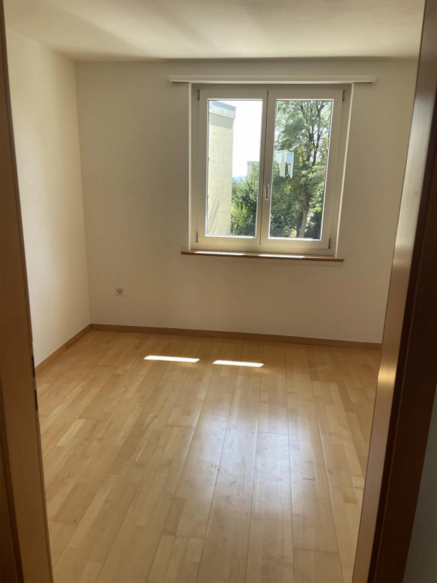 Casa a schiera accogliente con giardino anteriore a Neuhausen am Rheinfall - Foto 7 di 13