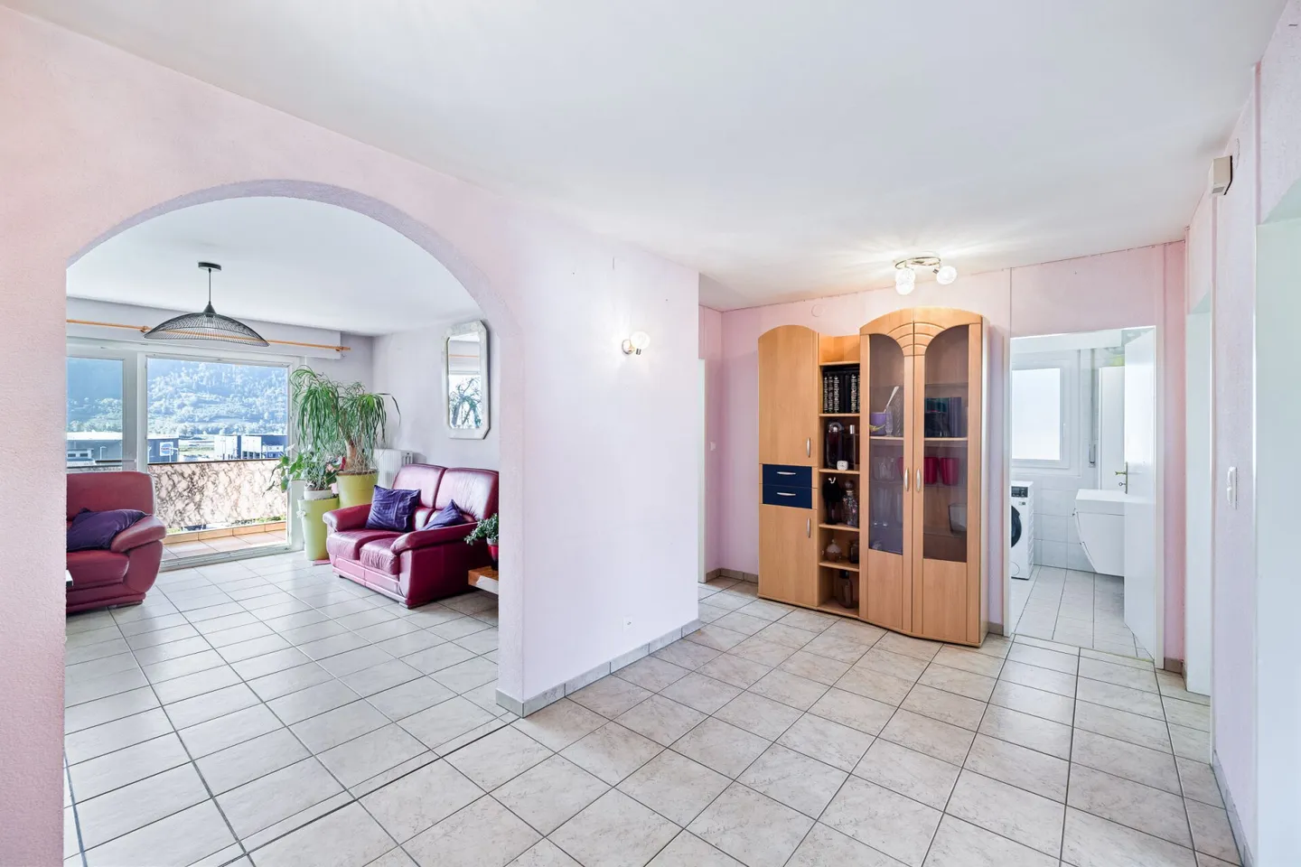 Spacious 4.5 room penthouse of 111 m2 gross in Conthey - Photo 10 of 18