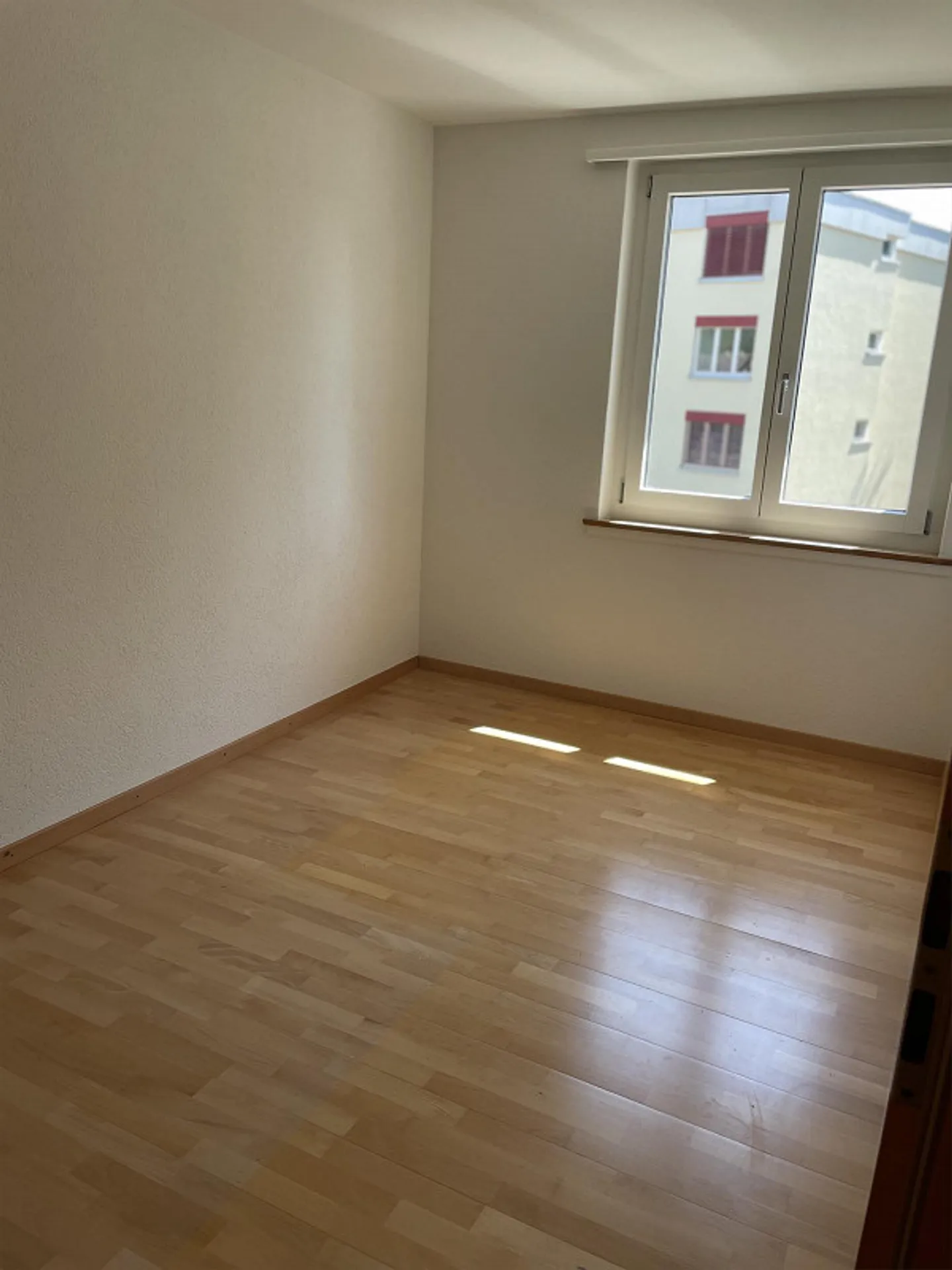 Casa a schiera accogliente con giardino anteriore a Neuhausen am Rheinfall - Foto 8 di 13