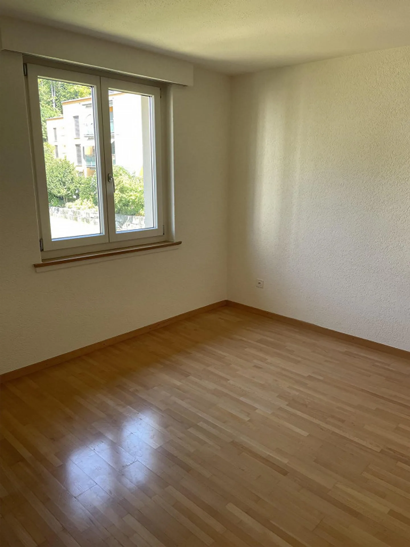 Casa a schiera accogliente con giardino anteriore a Neuhausen am Rheinfall - Foto 6 di 13