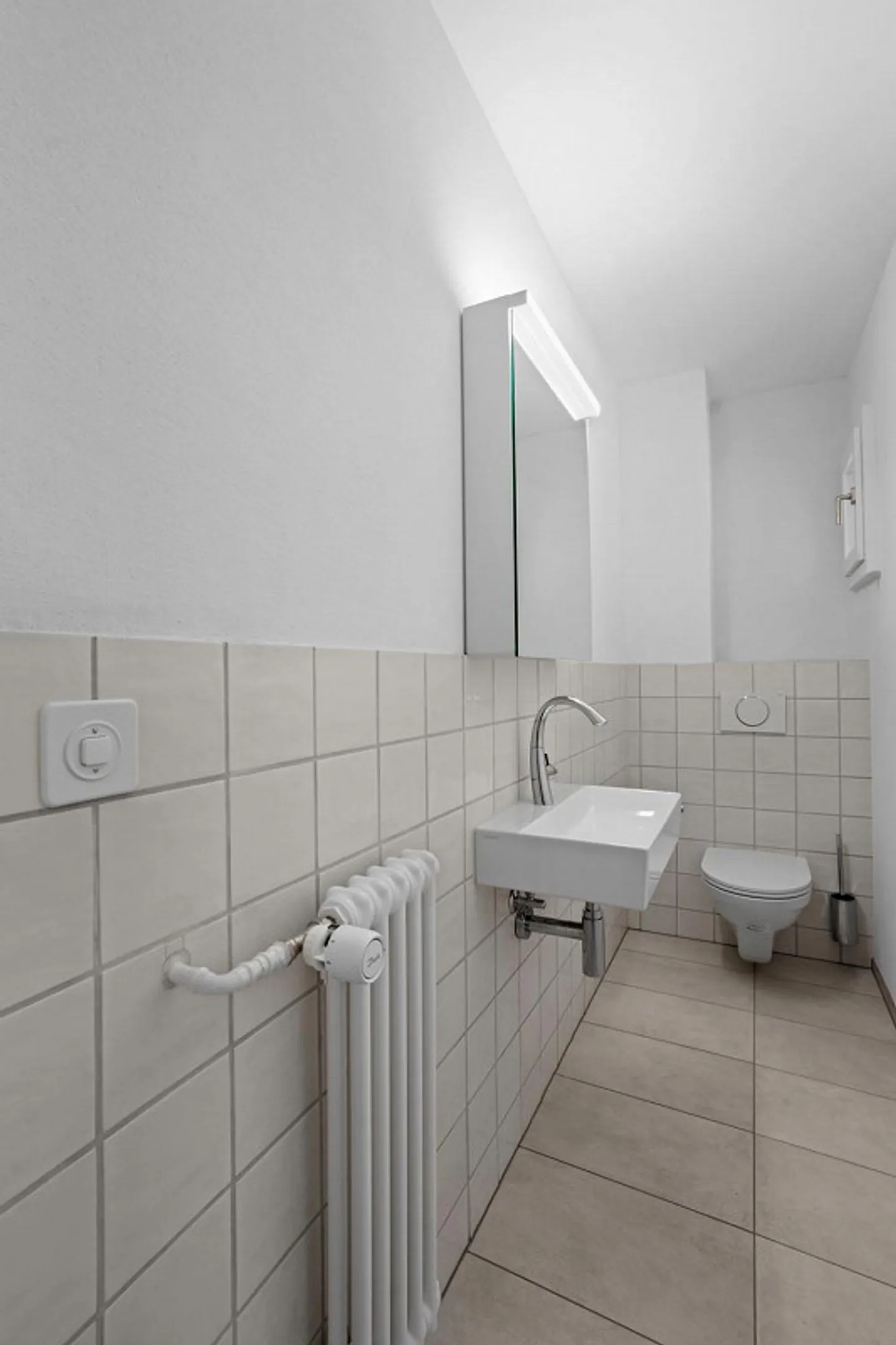 Exklusive 3.5- Zimmer-Wohnung im traditionsreichen Haus - Foto 1 von 12