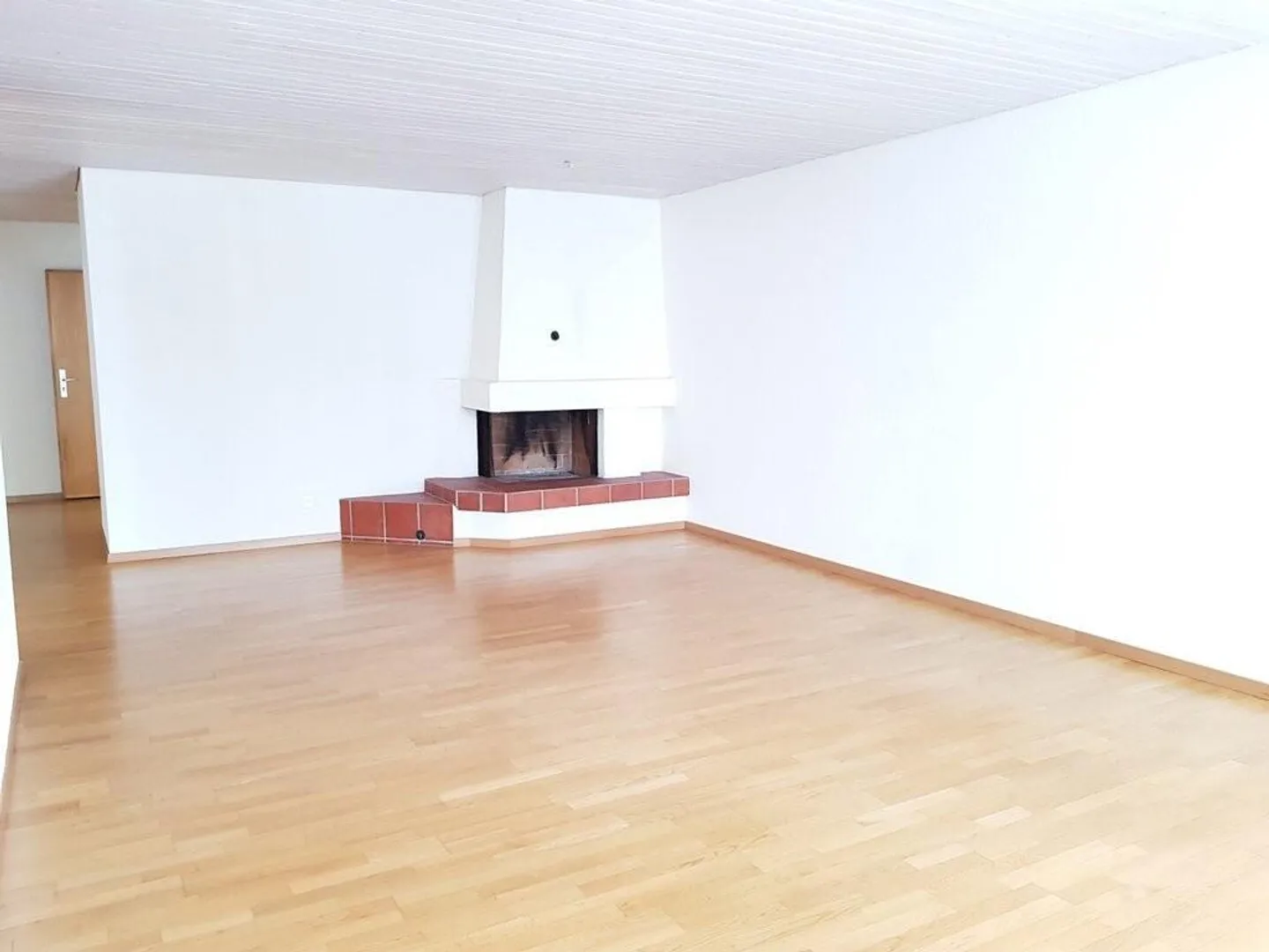 Schöne 4.5 Zimmer Wohnung mit Balkon - Foto 5 von 12