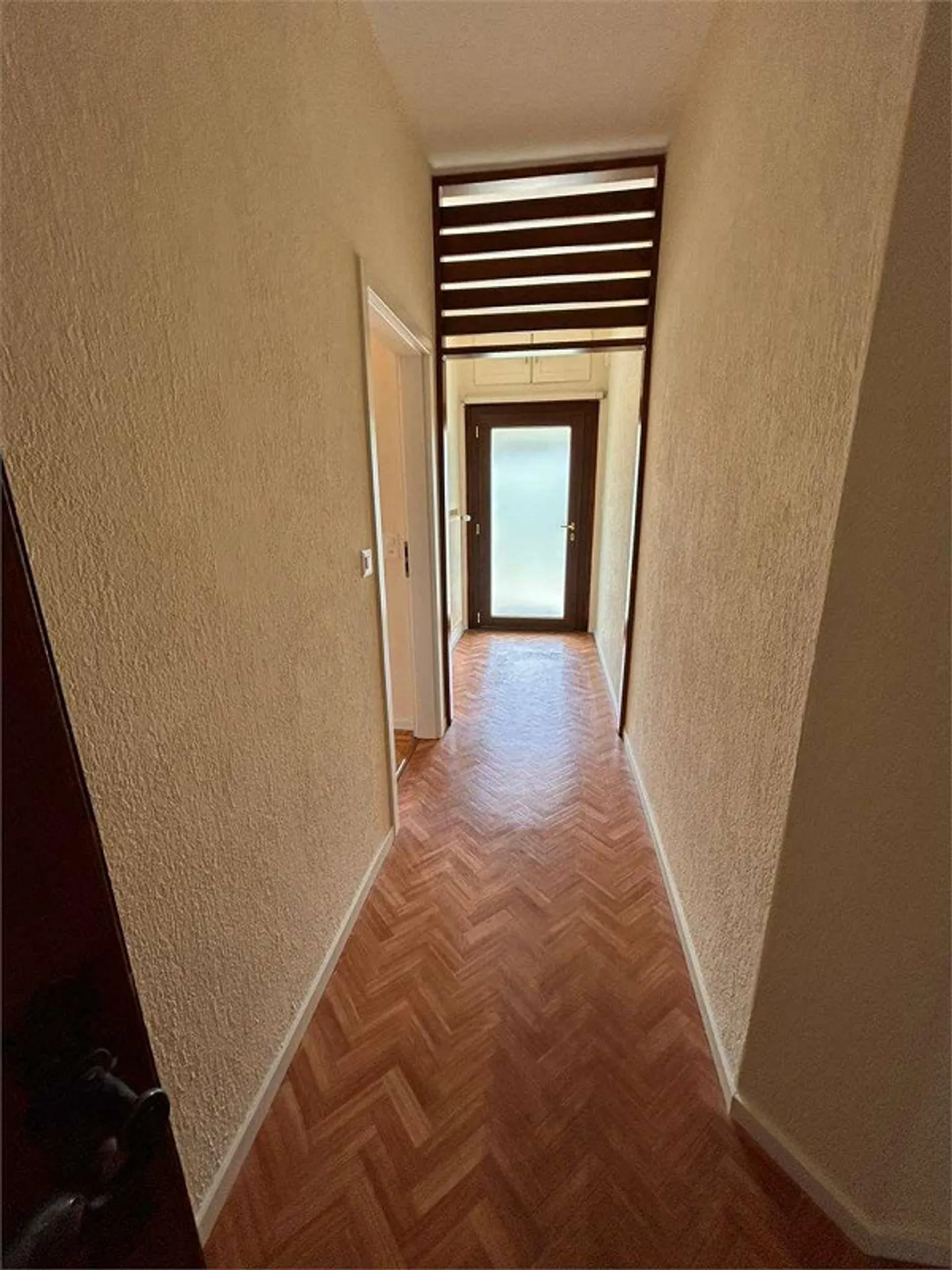 Wohnung mit Garten - Foto 5 von 13