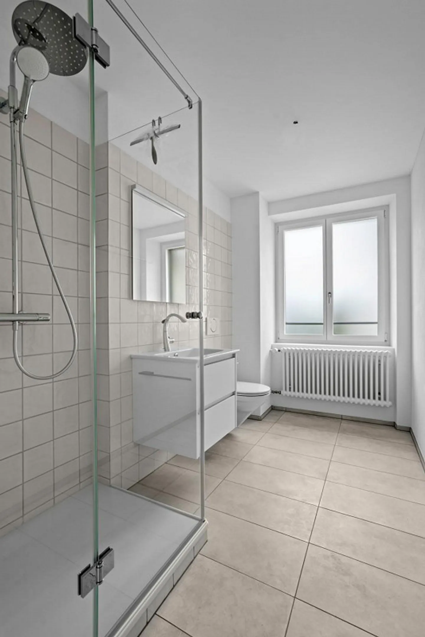 Exklusive 3.5- Zimmer-Wohnung im traditionsreichen Haus - Foto 5 von 12