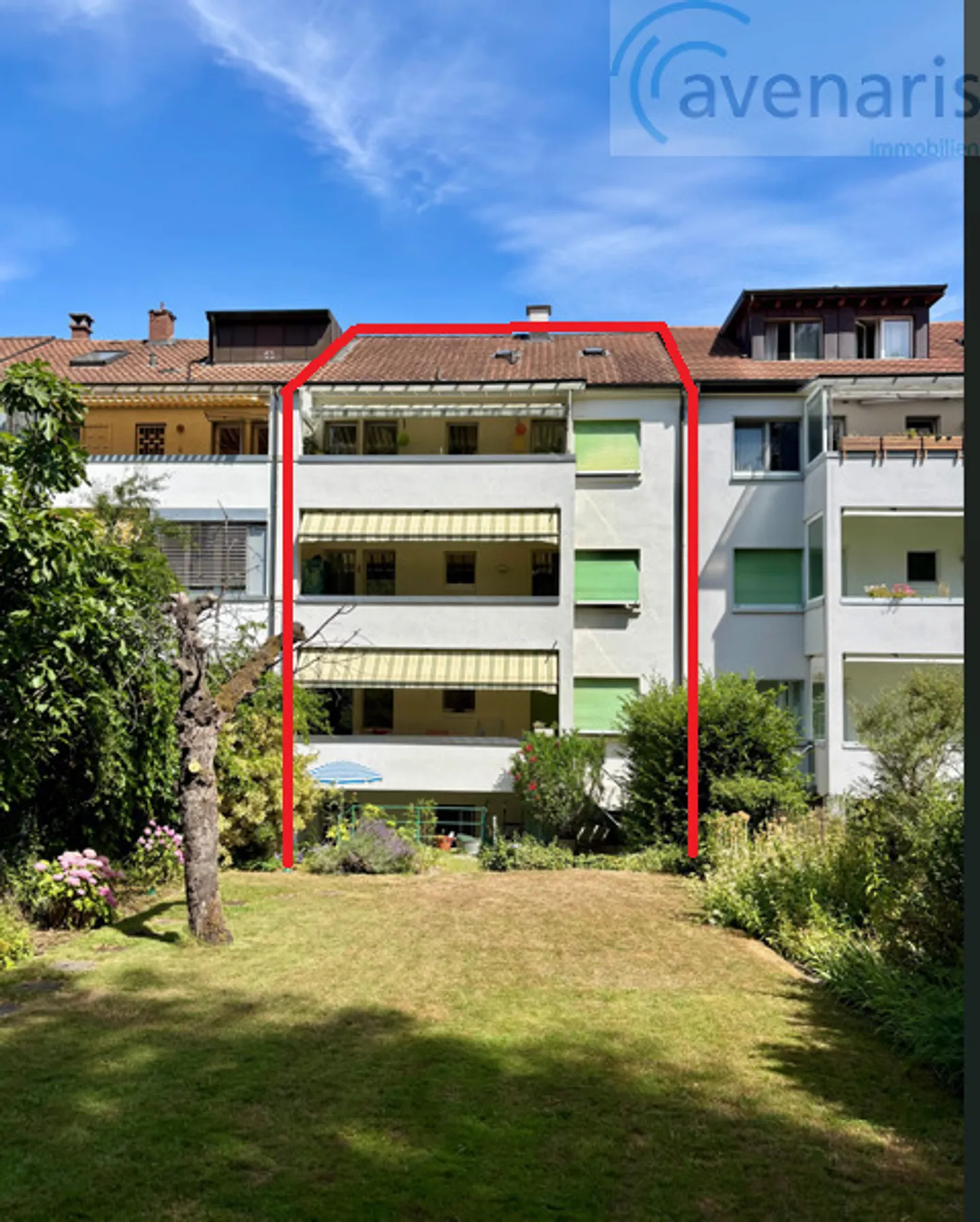 MFH con tre appartamenti ben progettati in una posizione popolare - Foto 3 di 15