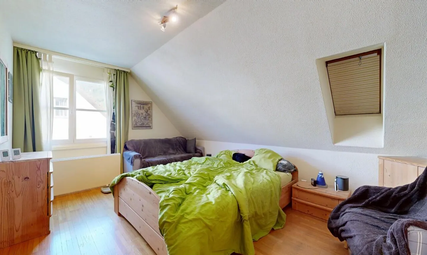 Maison jumelée ensoleillée de 5,5 pièces dans le vert - Photo 5 sur 11