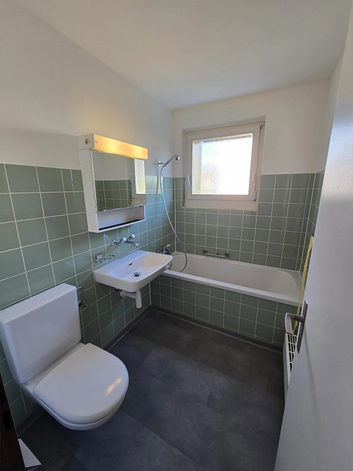 4½-room apartment with two balconies in Untersiggenthal - Photo 4 of 10