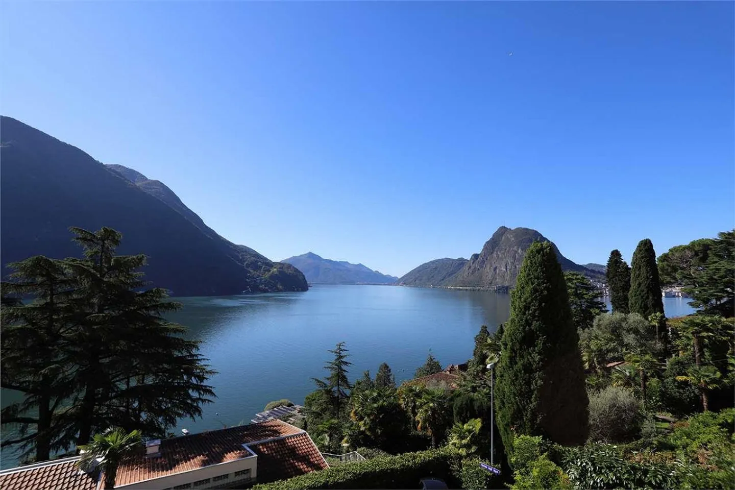 Nuovo attico con vista lago panoramica a CASTAGNOLA - Foto 8 di 13