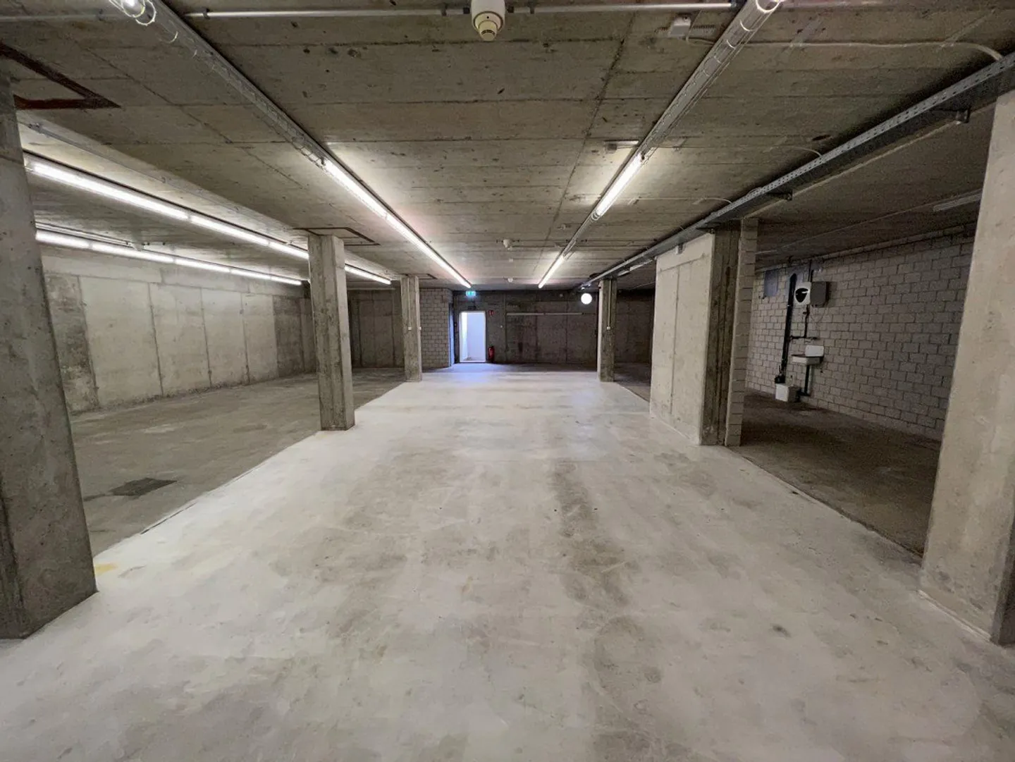 Espace de stockage à Niederhasli à des conditions attractives - Photo 8 sur 9