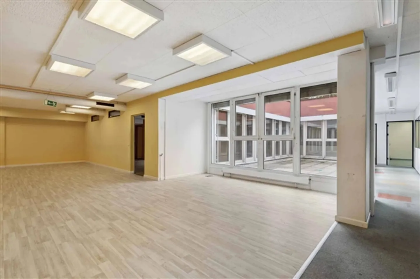 Offices on Rue Jean-Charles Amat 7 - Photo 3 of 12