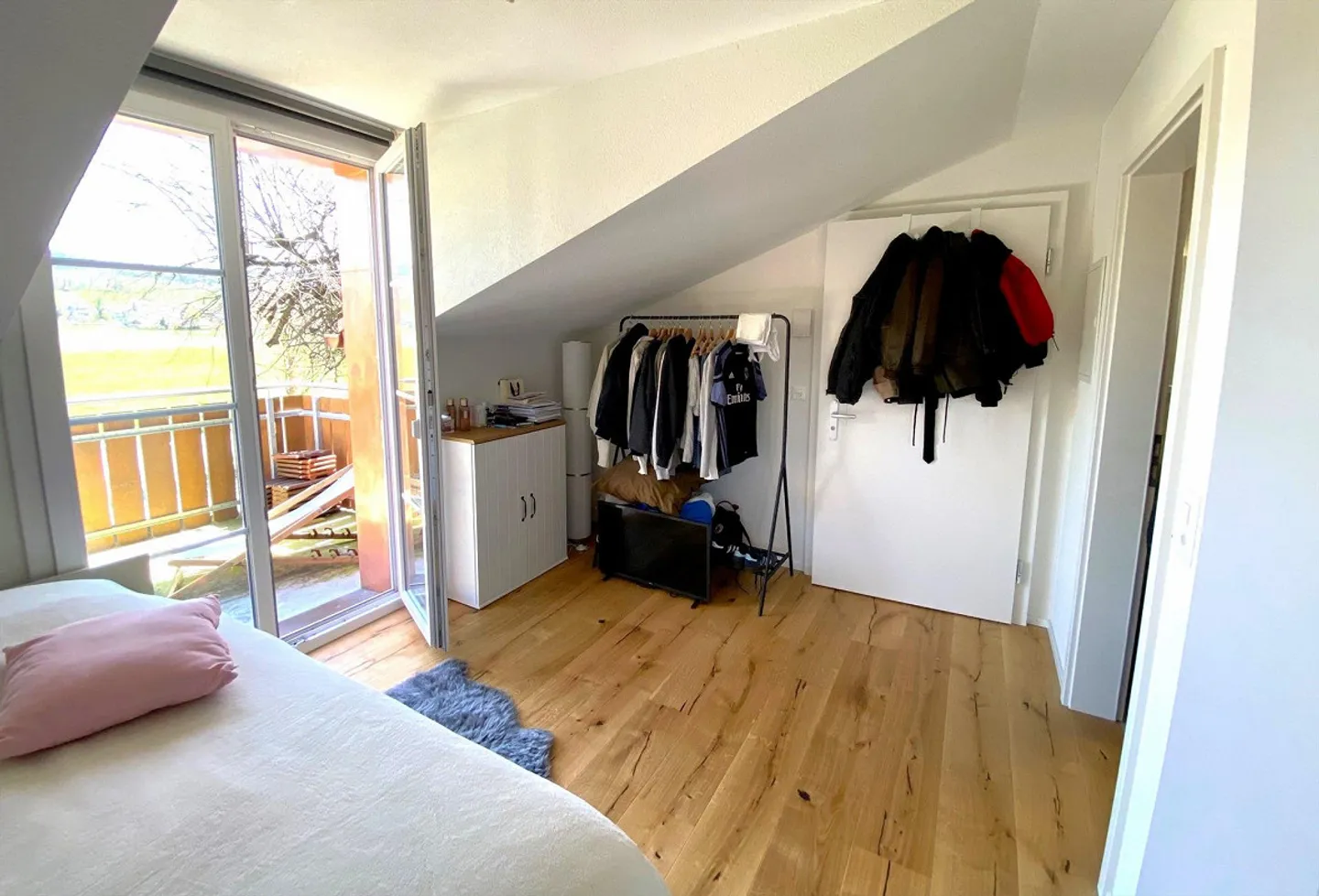 MODERN IN A QUIET LOCATION WITH BALCONY - Photo 5 of 6