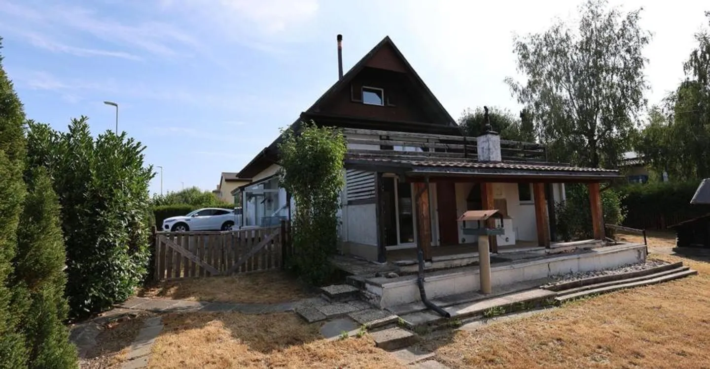 4-Zimmer-Haus mit 900 m2 Grundstück - Ideal für ein Paar - Foto 2 von 11