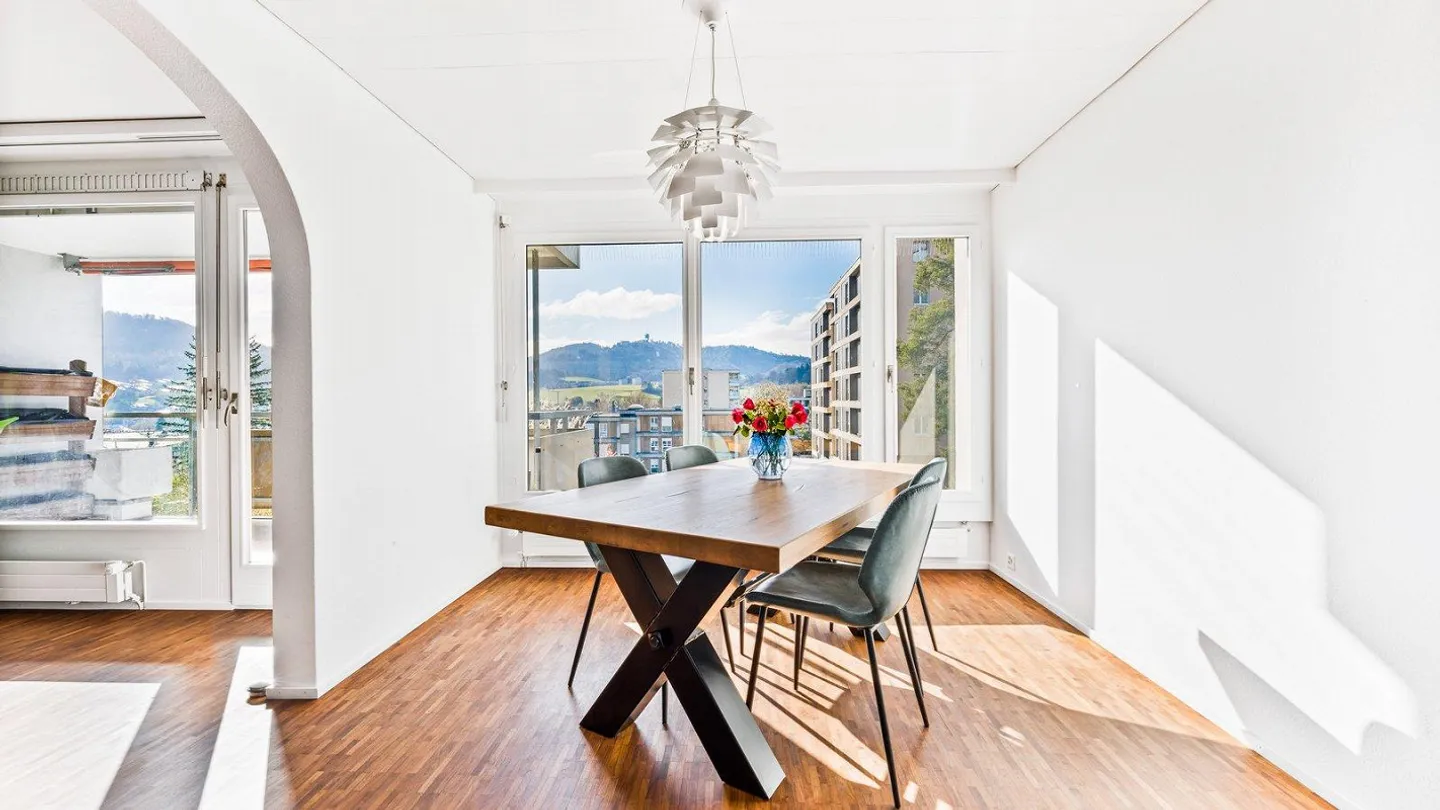 Stilvolle Wohnung in Köniz - Foto 3 von 13