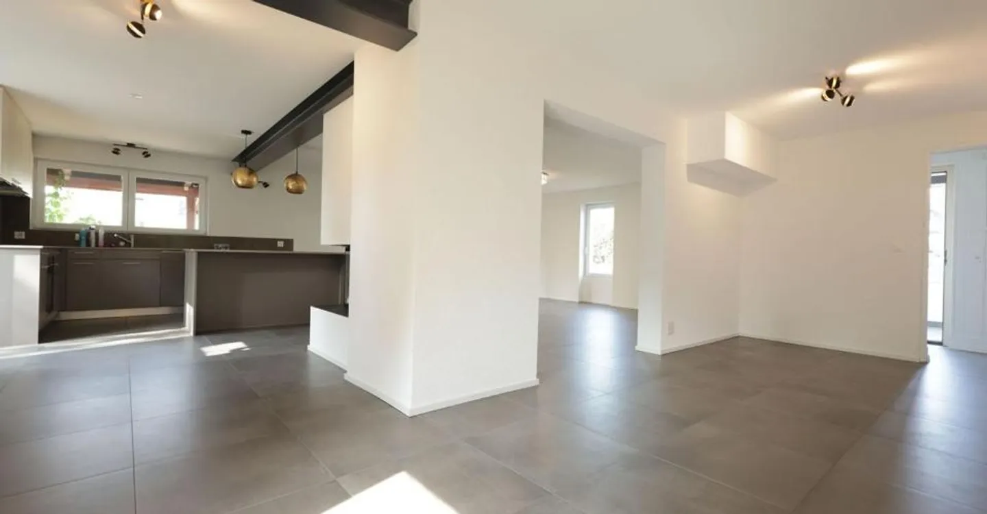 4-Zimmer-Haus mit 900 m2 Grundstück - Ideal für ein Paar - Foto 5 von 11