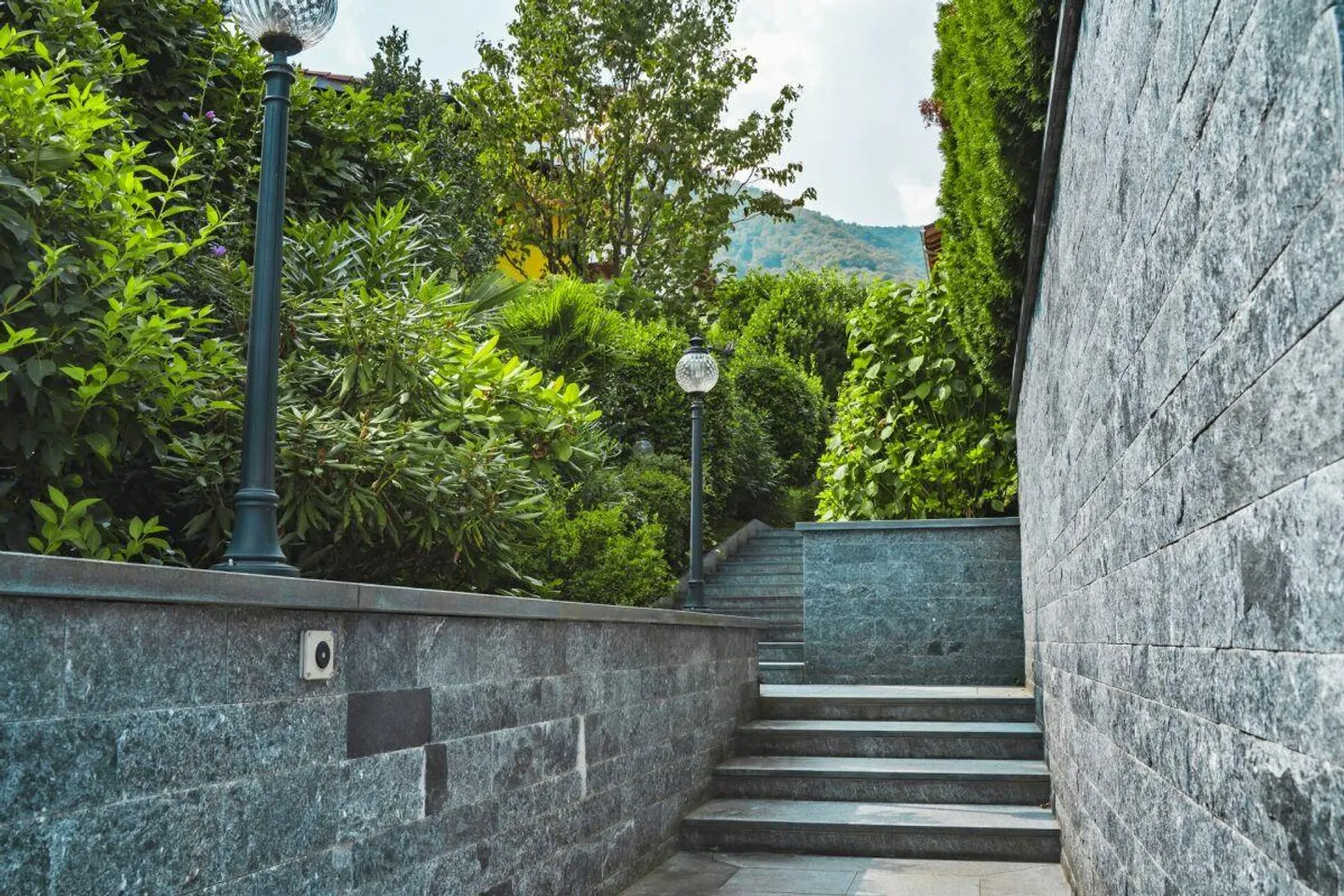 Villa prestigiosa con terreno edificabile - Foto 8 di 8