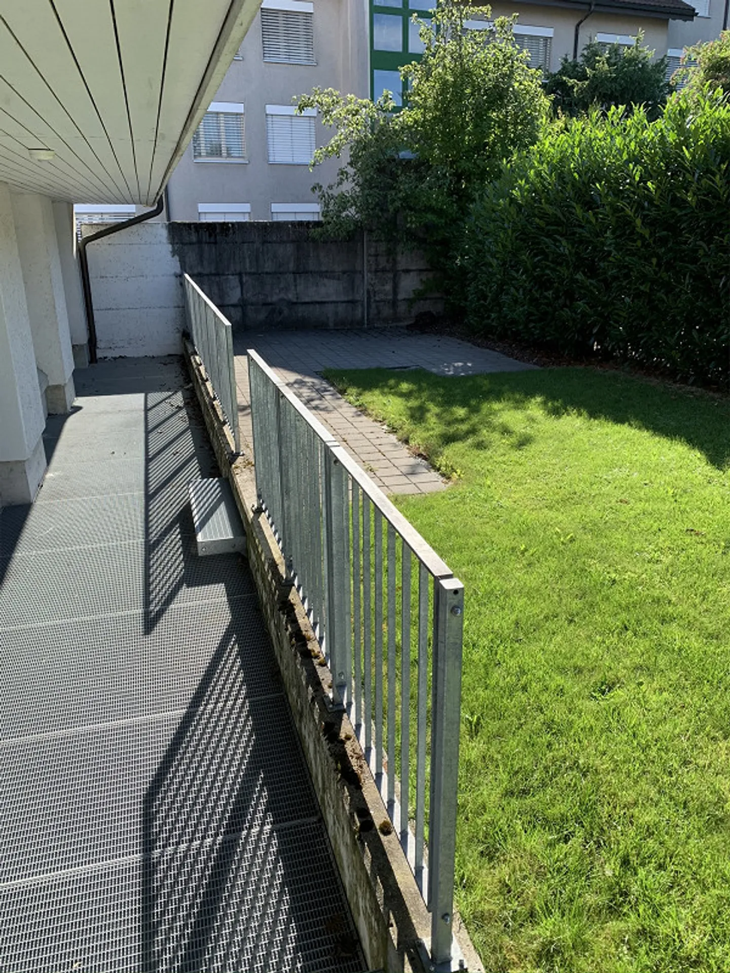 3 1/2 Zimmer-Wohnung im Parterre mit eigener Aussentüre und Garten - Foto 11 von 13