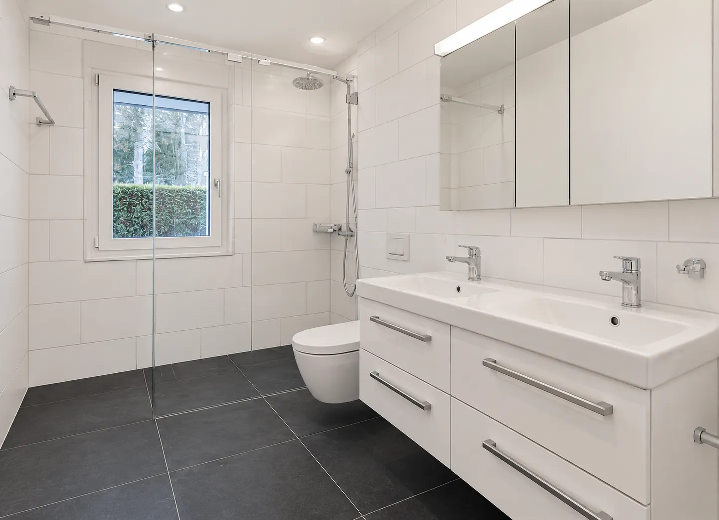 Geräumige Gartenwohnung bei Zürich - Foto 4 von 13
